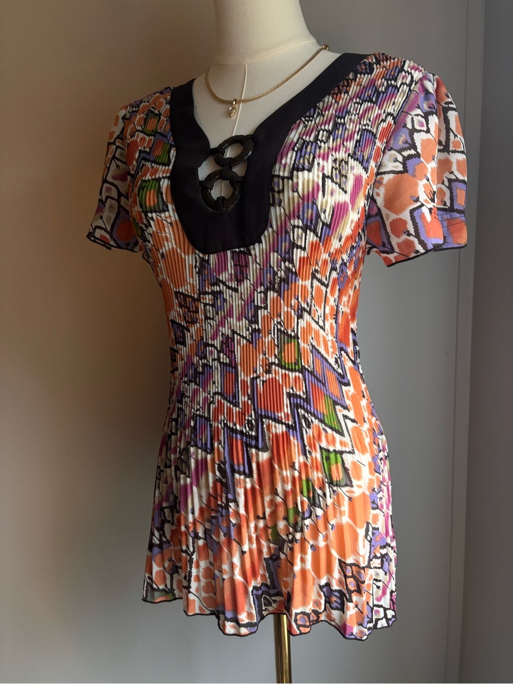 Y2K Nicola Orange Abstract Print Short Sleeve Top